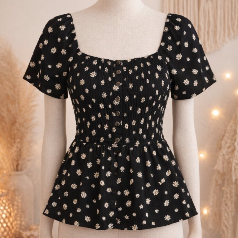 Cottagecore Smocked Daisy Milkmaid Top M Square Neck Peplum Coquette Whimsigoth